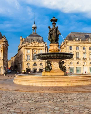 Piscine d'hôtel à Bordeaux