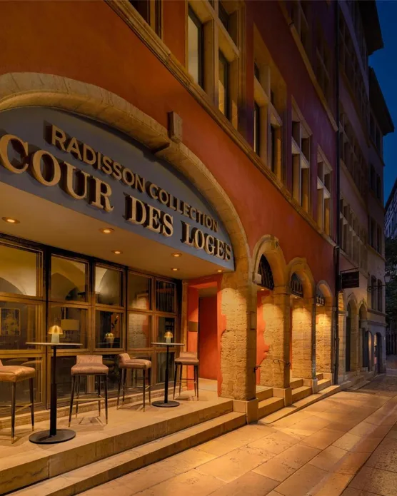 Cour des Loges, photo 2