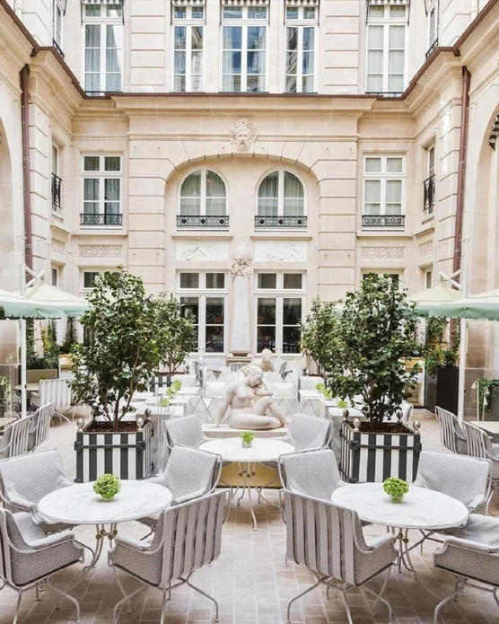 Hotel de Crillon, photo 2