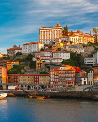 Piscine d'hôtel à Porto